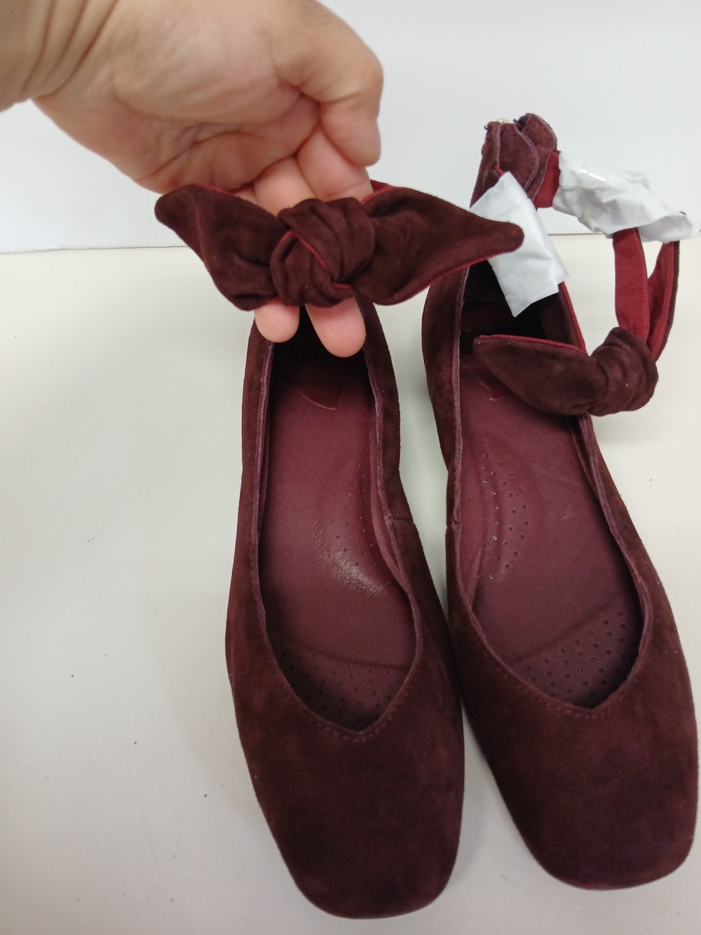 ✅️NWOT Women's Burgundy Suede Tie-Ankle Flats - Picture 5 of 8